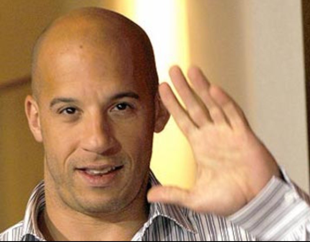 RvndNeverQuits's tweet photo. Thanx for the support from ur so busy schedule
@vindiesel 
@TheRock
It means a lot 🙏

5 Days Banking is major demand dat bankers r looking 2 be fulfilled in d #11thBPS 

We r making a chain by using #5DaysBanking by tagging 5 of our friends. https://t.co/hNKcKgzjw6