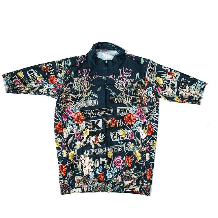 yamaguchikouhei's tweet photo. 気づいたら、モノトーンのジャージばかりになってきたから、ハデハデな奴買っちゃった!
届くの楽しみ!
人さまがあまり着てないとこのヤツ探している時間が楽しいっす!
#Ostroy
#サイクルジャージ
#ロードバイク乗りと繋がりたい
#総柄で花柄だぜ
#半そでジャージはどの季節でも着れていい https://t.co/IDLyvEI7ci