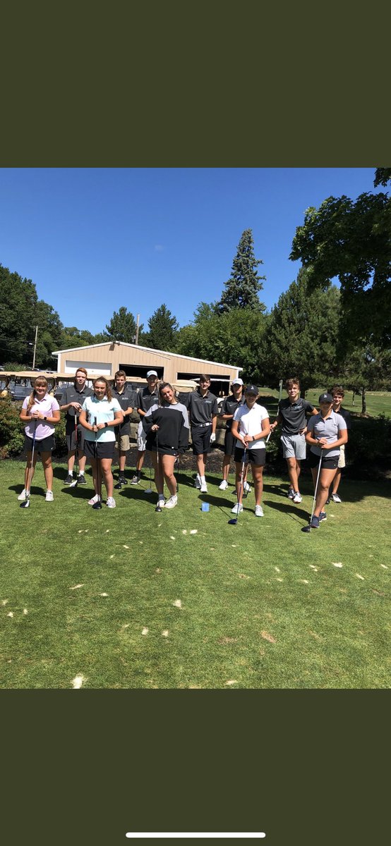 LCBoysGolf1's tweet photo. Congratulations to the following for a great year on the course and in the classroom‼️

Dominik Cosic - 1st Team All-Northeast Ohio

John Goddard &amp; Jalen Rankin - Honorable mention All-Northeast Ohio 

John Goddard &amp; Anthony Discenza- Academic All-Ohio https://t.co/eB9XXcmMhc