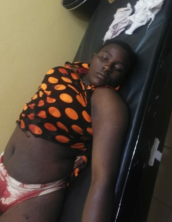 vicky_824's tweet photo. Nov, 9th 2020 a sad day in Akum, a village in Santa Local Government Area in #Ambazonia. A breastfeeding young mother was shot death by French Cameroon military. Please hear our CRY. 😭🙏 #EndGenocideinAmbazonia 
@ECOWAS @AU_PSD @FelixTshisekedi @Rihanna Grandpa @PaulKagame HELP https://t.co/lI0h4FLBvo