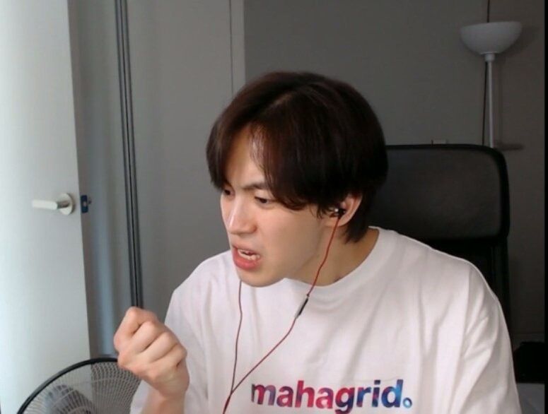 hongbin  yohane- such a huge nerd it's embarrassing, also a gamer- occasional self-cringe- actual cursed livestreams- smart but they're so chaotic you can't tell- says things they probably shouldn't say online- probably worships satan idk are they okay