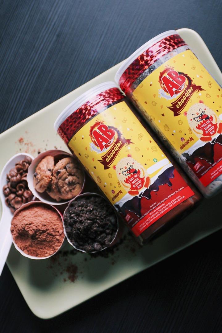 bakebitz_co's tweet photo. 🍿ABCHOCOJAR 🍫
🍿Dark Chocolate & White Chocolate
🍿Topping:
🍫Oreo
🍫Cookies
🍫Milo
‼️RM13 ONLY‼️
Preorder and COD (Kluang) are OPEN‼️
📱To order: https://t.co/ziE0C3u323
#abchocojar #chocojar #bakebitzco https://t.co/nuxgReh5d6