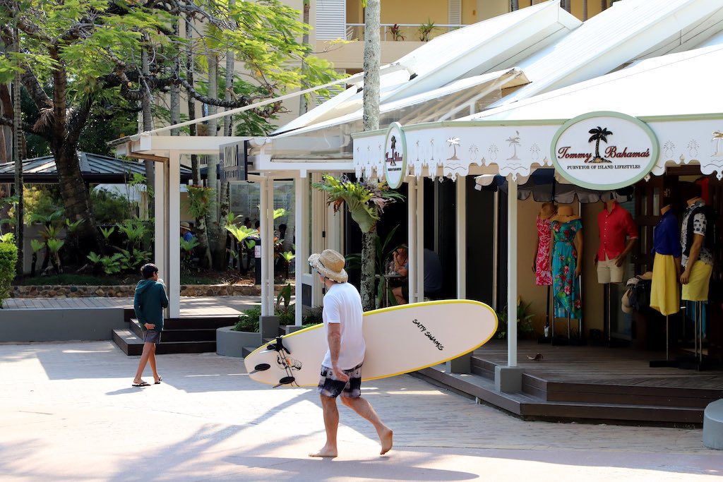 32_Blocks's tweet image. One of the best perks about being a writer, is the fact that you can live anywhere in the World. My new home will soon be #Mooloolaba in the @sunshinecoastoz Thanks to the likes of @Library_Vic @PRO_Vic and @TroveAustralia I will still be able to do my research from afar 🌞 🌊