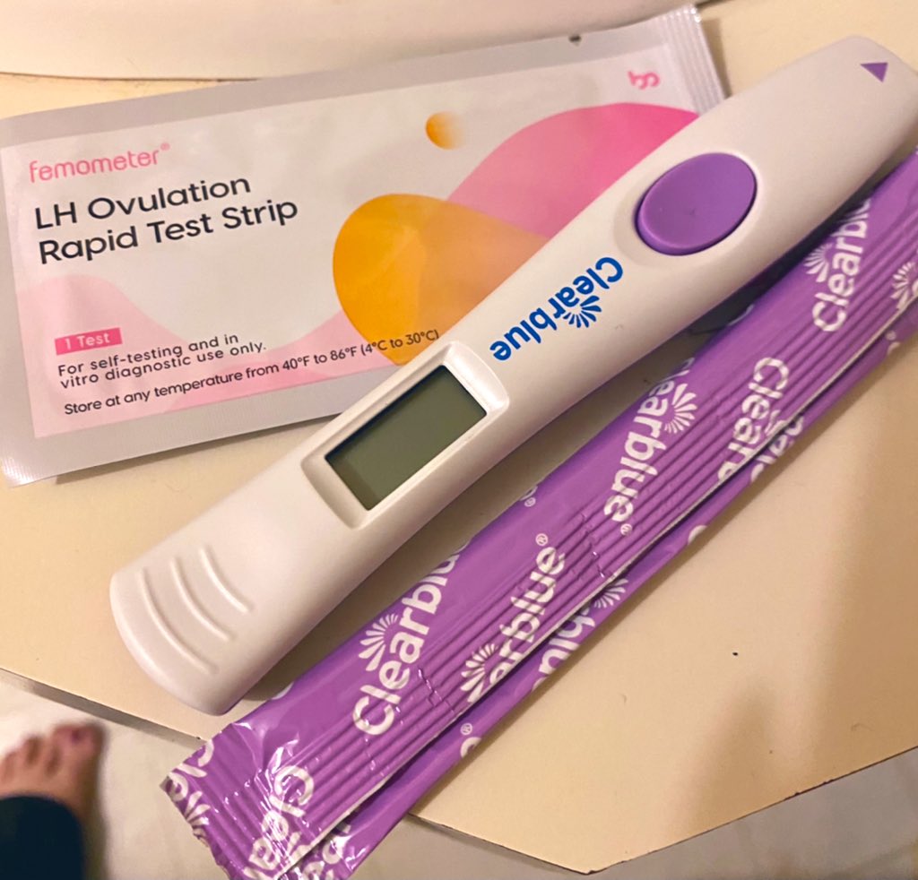 hottmessbee's tweet photo. The life of a #TTC #WOMAN ! #pregnancy #tryingtoconceive #babymaking #fingerscrossed #ovulate #ovulation #ovulationday #happyday #babydance #sexytime #fertility https://t.co/gayZUvD3Fq