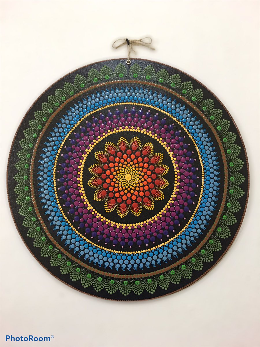 Vivi_Simas's tweet photo. Oi Genteeee!!! Vim mostrar um pouquinho do meu trabalho!!! E convidar vcs à me seguirem no Instagram!!! 🧿🕉🙏🏻
👉🏻 @viviane_simas https://t.co/LCSvE3jwpD