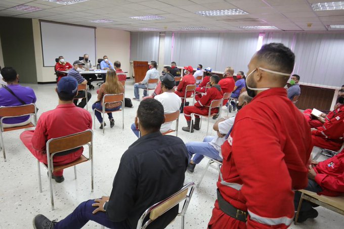 LA DEBACLE DE PDVSA - Página 21 EmbjfClW4AUvPSf?format=jpg&name=small