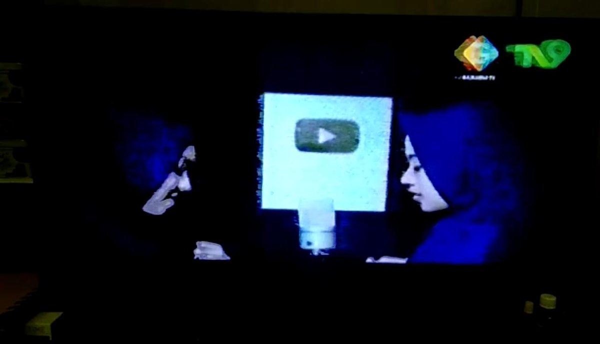 TV9NUsantara's tweet photo. Kami hadir dan bisa dinikmati via antena rumah mulai bakda subuh, 04.00 hingga jam 12 malam dg #muslimprogram andalan kami: #Kiswah (ngaji kitab para kiai/bunyai), musik religi dan shalawat yang adem, news dg jurnalisme maslahat hingga talkshow2 yg menginspirasi.. #TV9GoMalang https://t.co/46CM41XqXr
