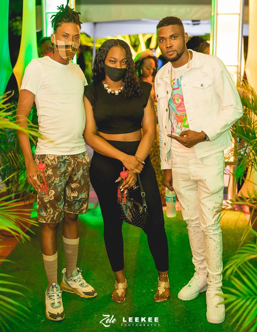VedZone's tweet photo. Family #leekee #zele #tuffside #TravisScott https://t.co/S7J6BQDVdj