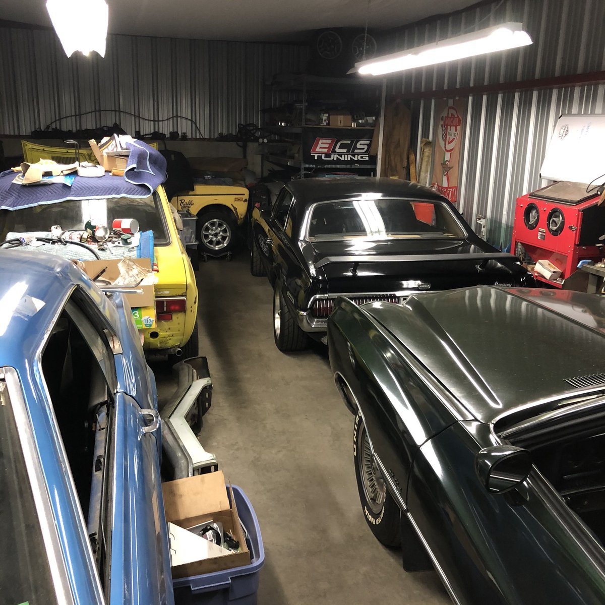 shinyfastloud's tweet photo. Shop pic https://t.co/3ny3a3xE37