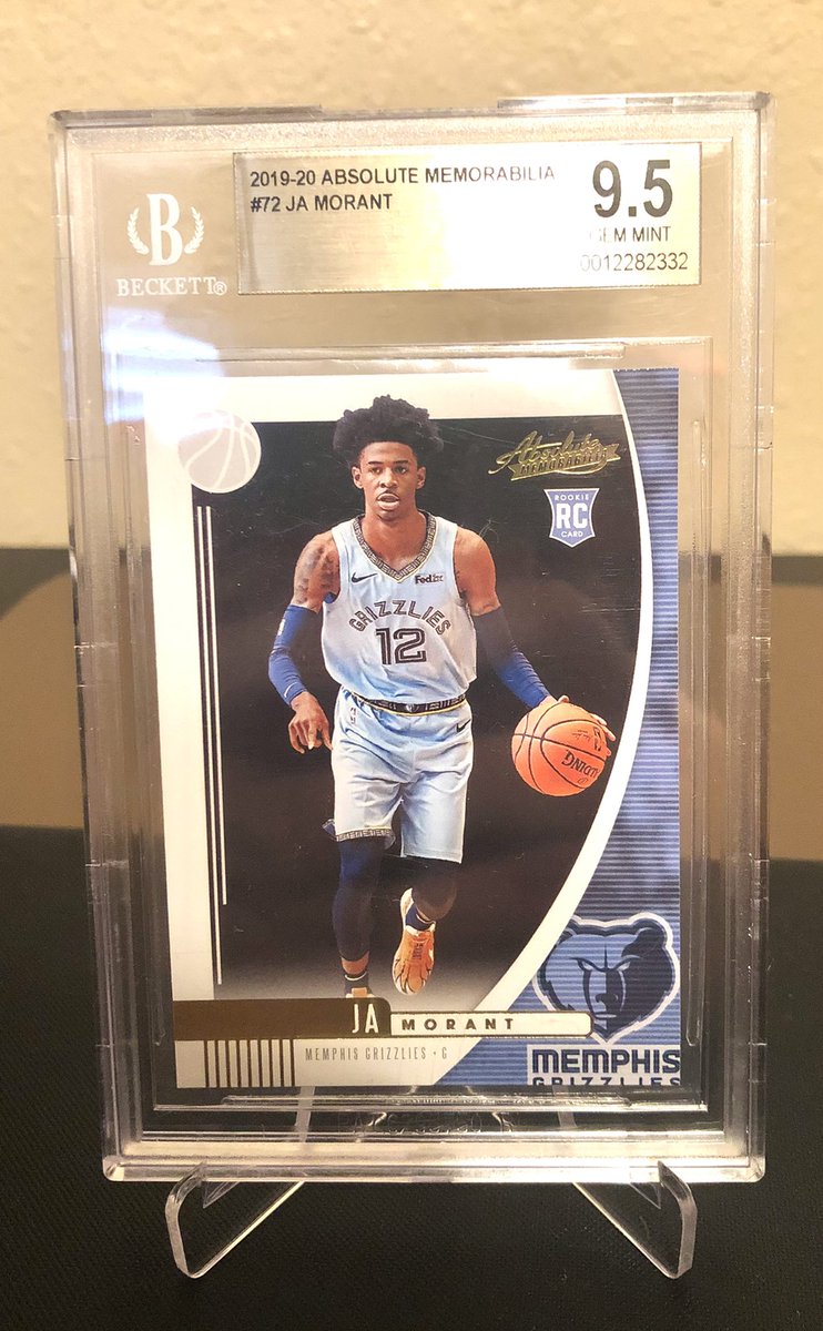 BigRedCardz's tweet photo. $110 shipped or OBO @Hobby_Connect @HobbyConnector @DailySportcards https://t.co/Rg97NyJZwj