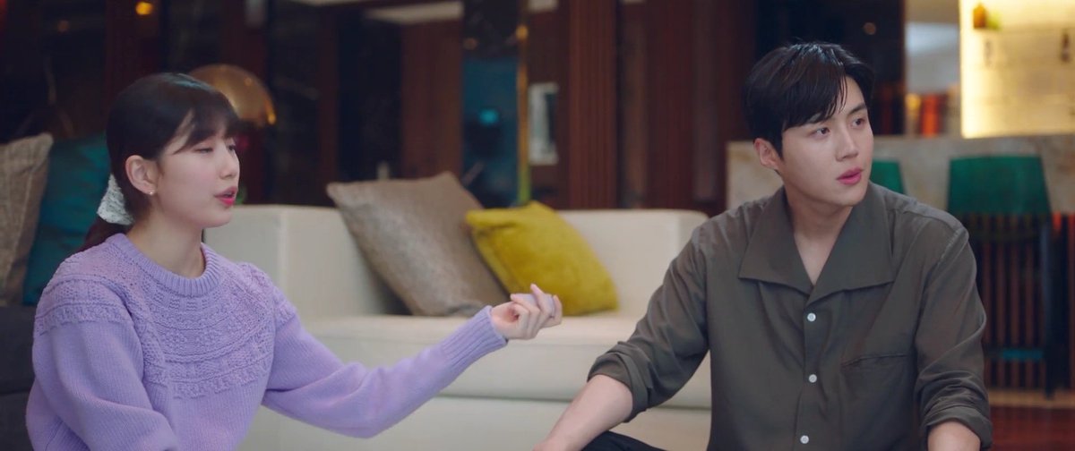 Not only that, the interesting part is Dalmi could show all version of herself to Han Jipyeong and being comfortable enough around him eventho she (thinks) doesn't have any history with him.