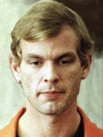 PrettyCrazyPod's tweet photo. Part 2 of Jeffrey Dahmer is out now!! #jeffreydahmer #serialkiller #murder #murderpodcast #cannibal #necrophiliac https://t.co/zwTBm3K3eZ