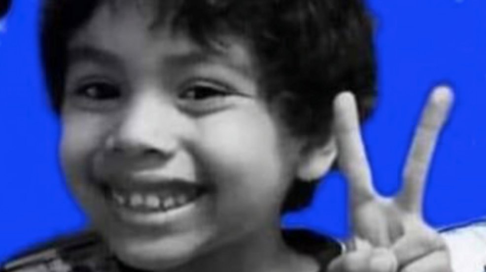 Family of 6-year-old killed in hit-and-run demanding justice <a href="/ChloeCarlson_TV/">ChloeCarlsonTV</a>  bit.ly/2UbgOqh