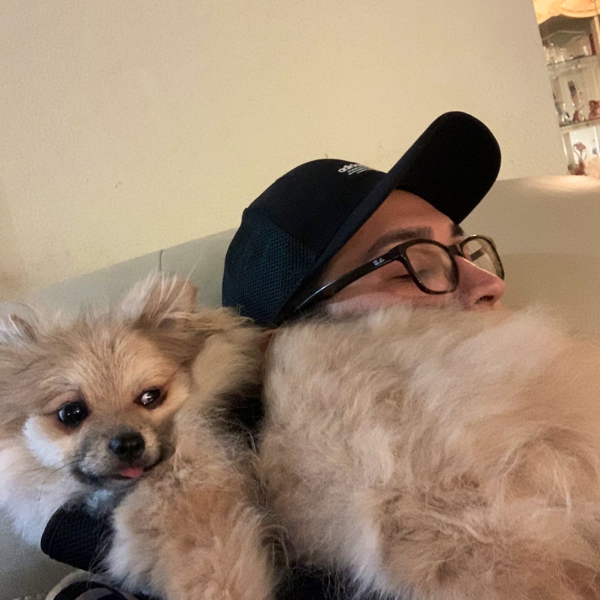 EdgarsMakeup's tweet photo. two moods https://t.co/lvWmasqFyF