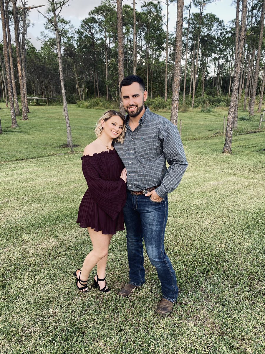 emileebemilee's tweet photo. The best part of the wedding was everyone asking when we are getting married and me replying with I ask the same question daily. https://t.co/TS8T1NWQJK
