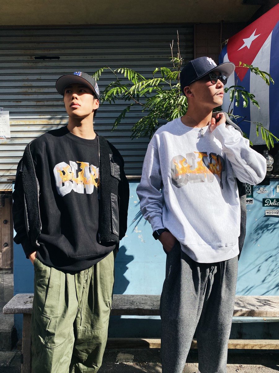 JOE_SDC's tweet photo. OPEN!!

12:00-19:00⏰

入荷したばっかりのFIRST DOWNも毎日旅立っていますので狙ってた方はお早めに!!

今年は例年に比べて寒い冬が続きますのでウィンターシーズンの準備は怠らずに👌

問い合わせも随時受けてつけてますのでお早めに〜 https://t.co/foJUsSeQyU