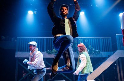 tobreakthedawn's tweet photo. #daddyjamesintheair #daddyjamesjump #daddydaddy #daddyjames #nicejacket #peaceloveanddaddyjames #livelaughdaddyjames https://t.co/cF3bnI7Ma3