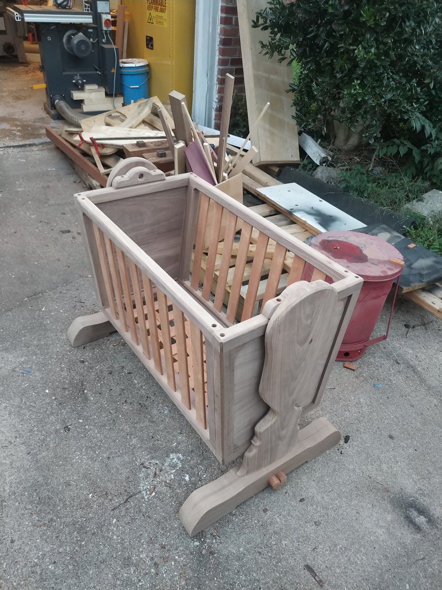 burledknotted's tweet photo. @Rockler Walnut Bassinet. https://t.co/XRO19etQ61
