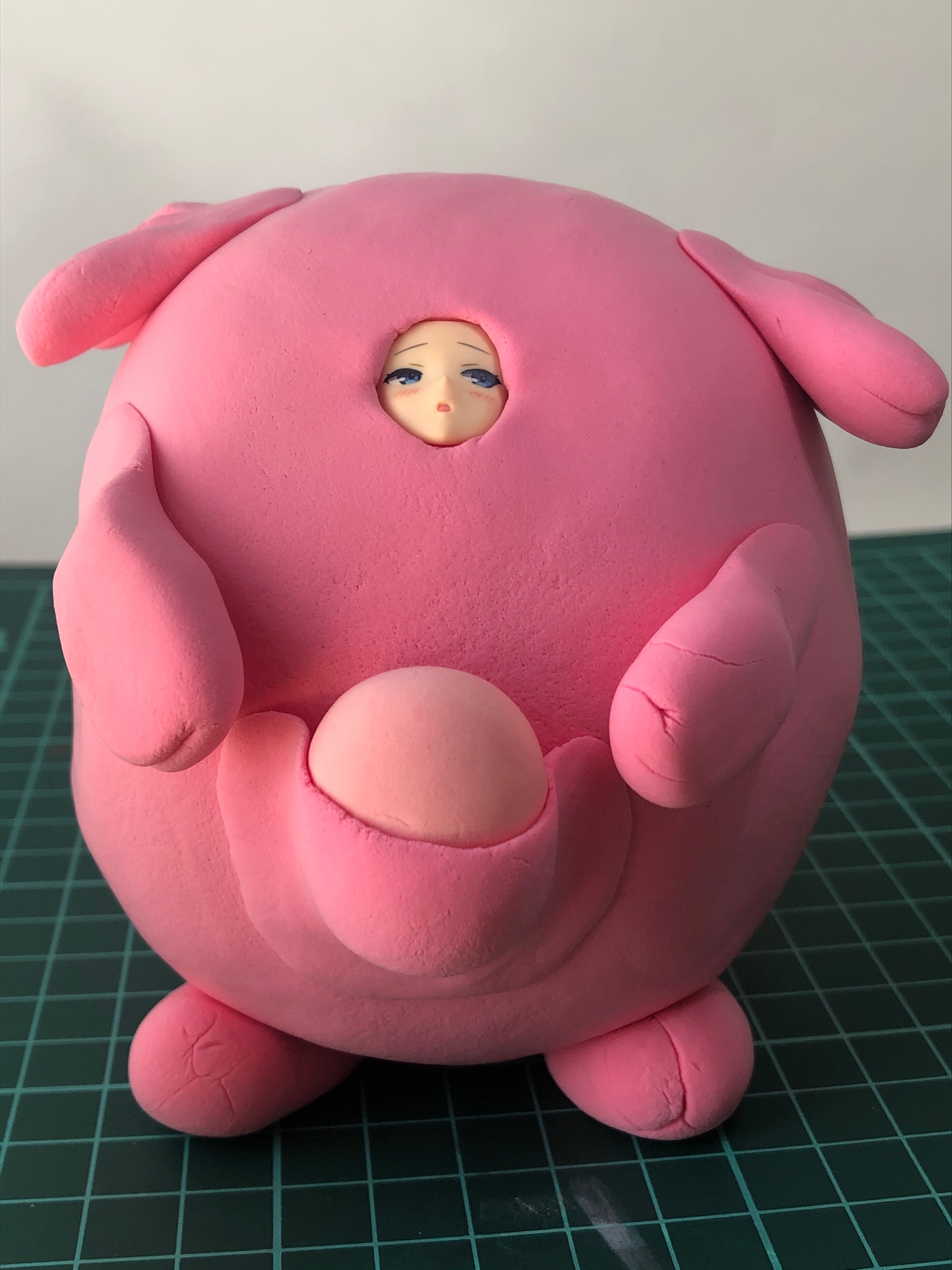 F Z お題箱より 鹿島でポケモンの着ぐるみ4種です トランセルは昨日のを使いましたが このお題は中々骨が折れました ポケモンは 1枚目 ラッキー 2枚目 ウリムー 3枚目 トランセル 4枚目 アンノーン です T Co Kpdoncysue Twitter