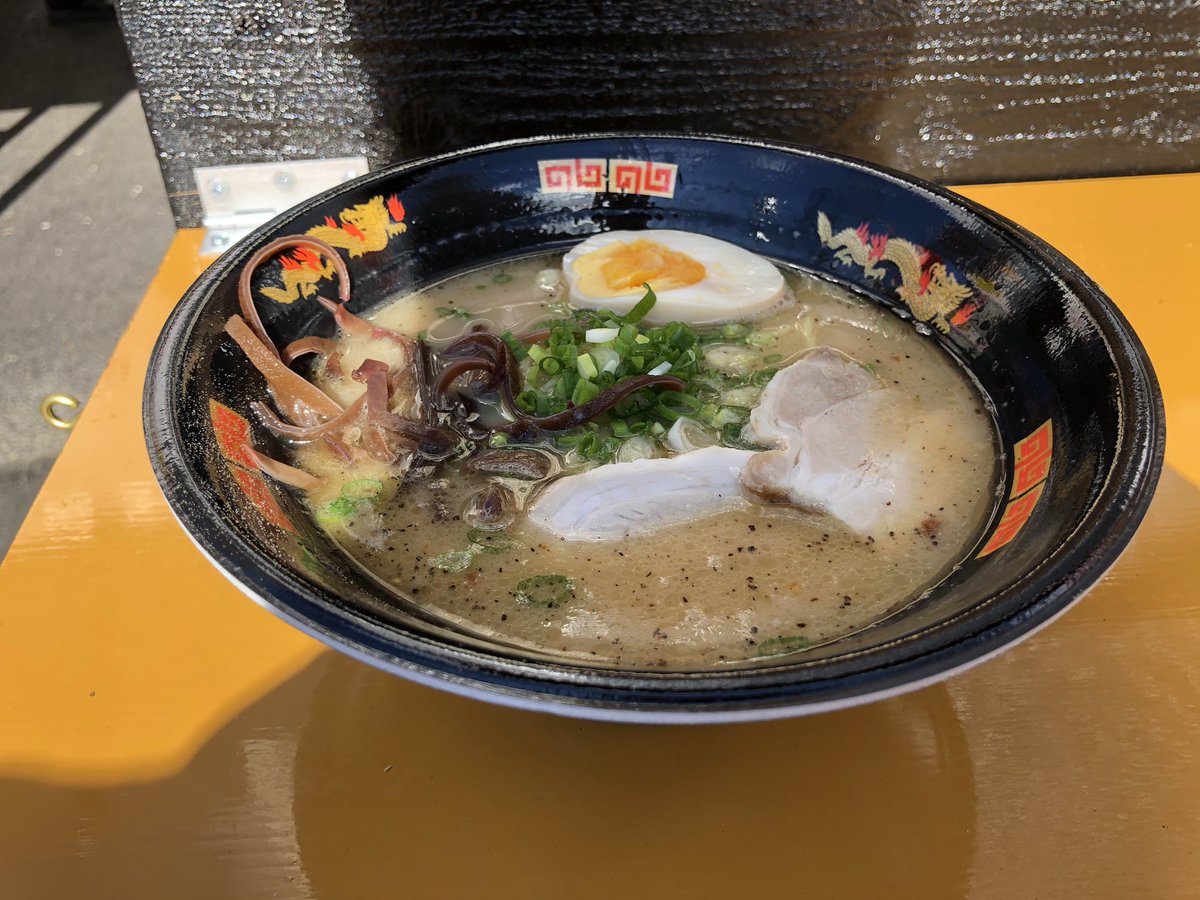 おかりー 犬山駅近くに手作りの屋台ラーメン屋があって流石に入ってしまった 犬山城に行く時はありかも