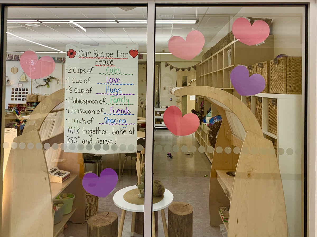 TessCharb's tweet photo. We have peace in our hands and hearts ♥️ We remember ♥️ @sd42news @cusqunela https://t.co/bekumNIouk