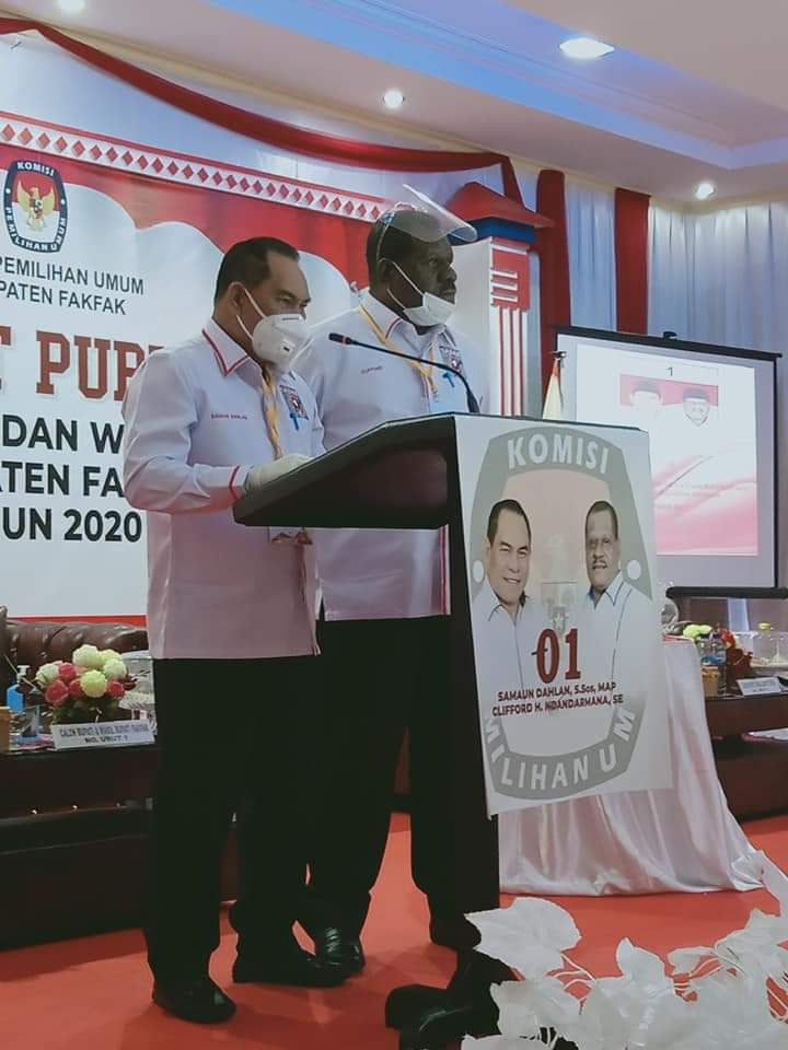 KABUPATENFAKFAK's tweet photo. Debat Publik Pasangan Calon Bupati dan Wakil Bupati Fakfak Selasa, 10 November 2020. #TimSadar #TimUtayoh #FakfakJaya #PemilukadaFakfak #Fakfak #Papua #PapuaBarat https://t.co/8XraKcBnz5