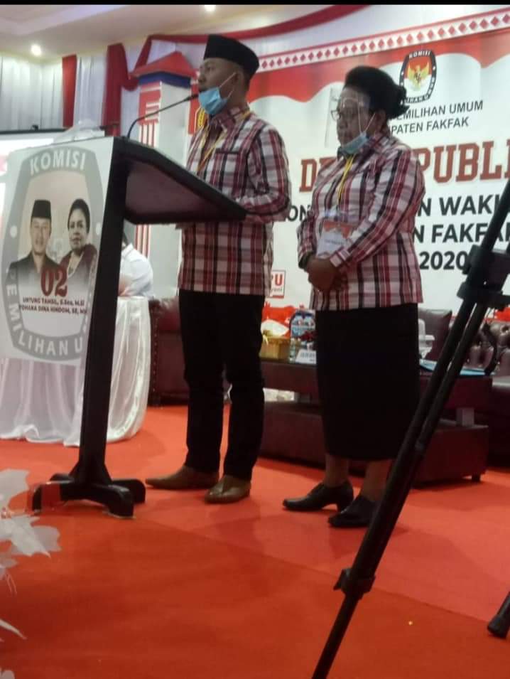 KABUPATENFAKFAK's tweet photo. Debat Publik Pasangan Calon Bupati dan Wakil Bupati Fakfak Selasa, 10 November 2020. #TimSadar #TimUtayoh #FakfakJaya #PemilukadaFakfak #Fakfak #Papua #PapuaBarat https://t.co/8XraKcBnz5