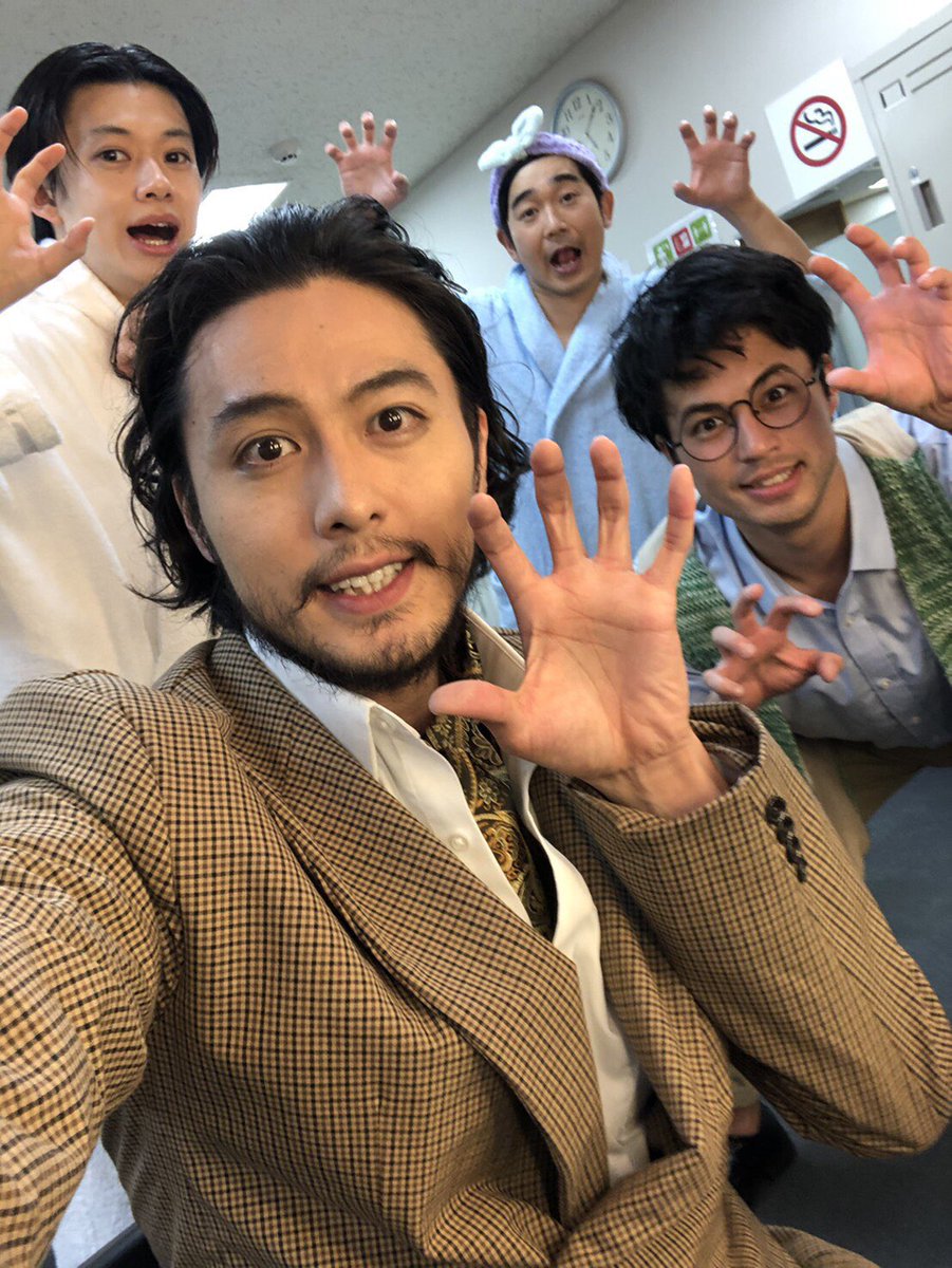 AND_swgD's tweet photo. 明日のアフタートークよろしくお願い致します沢山楽しい話しがあるので是非🦁❤️

<グッバイ・チャーリーアフタートークショー ��配信＞

11月11日(水)  13:00〜配信開始　
出演者:佐伯大地 篠原理沙 浜谷健司
※14日までアーカイブ配信
チケットはこちら↓
https://t.co/kmSj9tJO4P https://t.co/gQYYBcLITD