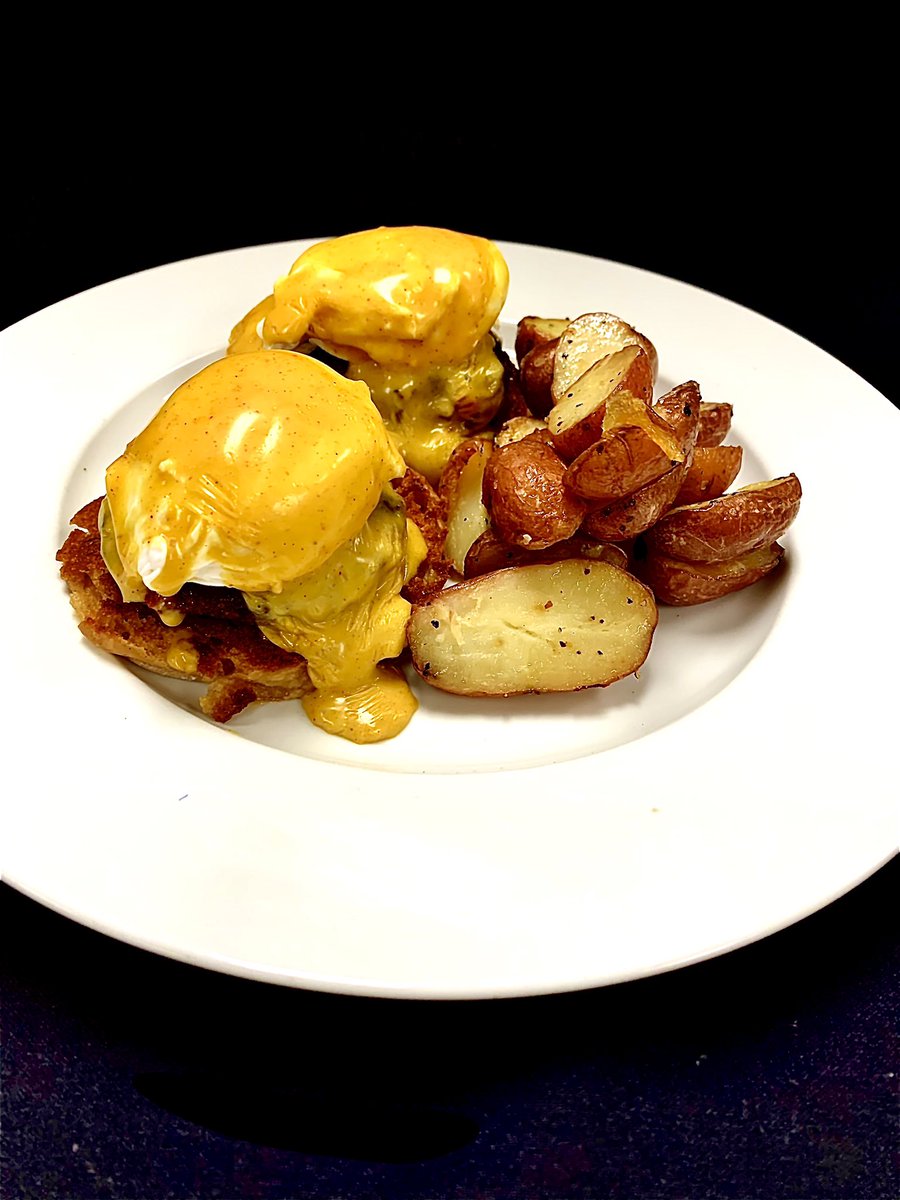 N_B_Z's tweet photo. Praying that I win this @WorldFoodChamp #WFCBrunchBrawl online competition tomorrow! Really need a pick-me-up
#chef #cheflife #cheffriends #foodie #brunch #foodtography #eatlocal #breakfast #competitivechef #WVChefs #ACF #ACFChef #recipe #WamplersSausage https://t.co/wM4RFynpOu