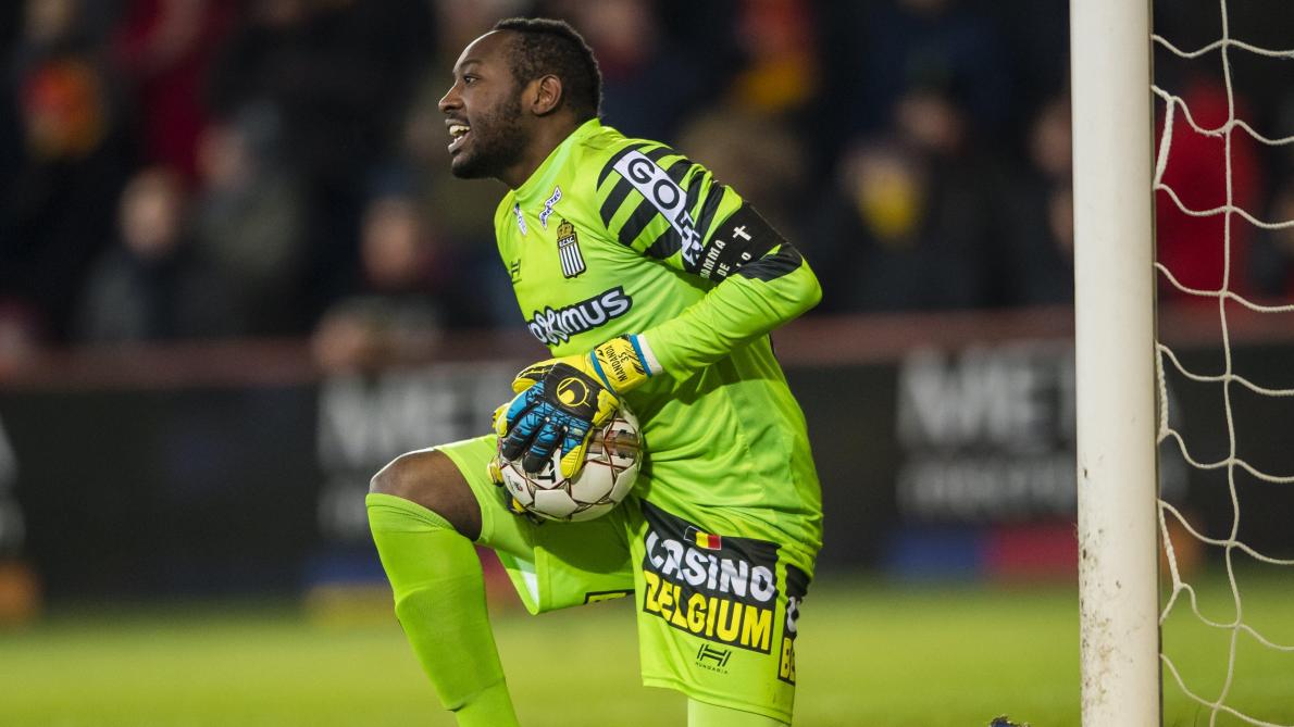 yanmae's tweet photo. #foot #football #birthday 🎂 Joyeux Anniversaire @MandandaParfait 🇨🇩🇫🇷 (3⃣1⃣ ans) gardien de but de @hfdathletic ex @SMCaen @girondins @AS_BeauvaisOise @AltaySporKulubu @SportCharleroi @FCDINAMOBUC https://t.co/ht9r17Lbe4