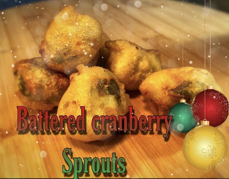 UKcateringevent's tweet photo. GUYS THESE ARE A MUST TRY BATTERED CRANBERRY SPROUTS IF YOU DONT LIKE SPROUTS THEN THESE WILL CHANGE YOUR MIND THEN WE HAVE THE JUMBO PIG IN BLANKET WRAPPED IN A YORKSHIRE WITH ONIONS AND GRAVY .... HIGHLY RECOMMEND 🐷❤️🐷❤️🐷❤️PLEASE SHARE https://t.co/a7WAC0ny2J