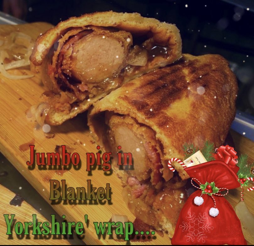 GUYS THESE ARE A MUST TRY BATTERED CRANBERRY SPROUTS IF YOU DONT LIKE SPROUTS THEN THESE WILL CHANGE YOUR MIND THEN WE HAVE THE JUMBO PIG IN BLANKET WRAPPED IN A YORKSHIRE WITH ONIONS AND GRAVY .... HIGHLY RECOMMEND 🐷❤️🐷❤️🐷❤️PLEASE SHARE
