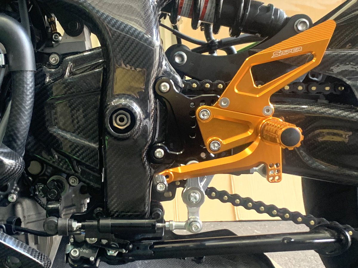 人気ブラドン ZX-25R ストリート用バックステップ対応 逆シフト変換