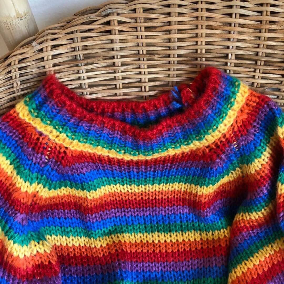 MmikkyS's tweet photo. Rainbow sweater crop top🌈
เสื้อไหมพรมแขนยาวถักลายขวางสีรุ้ง ทรงครอปแต่ไม่สั้นมากค่ะ น่ารักฝุดๆ😍
1สี ตามภาพ
อก42-56
ยาว20
รอบแขน14-20

250.-

สนใจสั่งซื้อสอบถาม
📬Line：@864xzvtj

#เสื้อผ้าน่ารักราคาเบาๆ #เสื้อผ้า #เสื้อไหมพรมแขนยาว #เสื้อไหมพรมสีรุ้ง #เสื้อสเ��ตเตอร์แขนยาว https://t.co/QxiUhR98Hr
