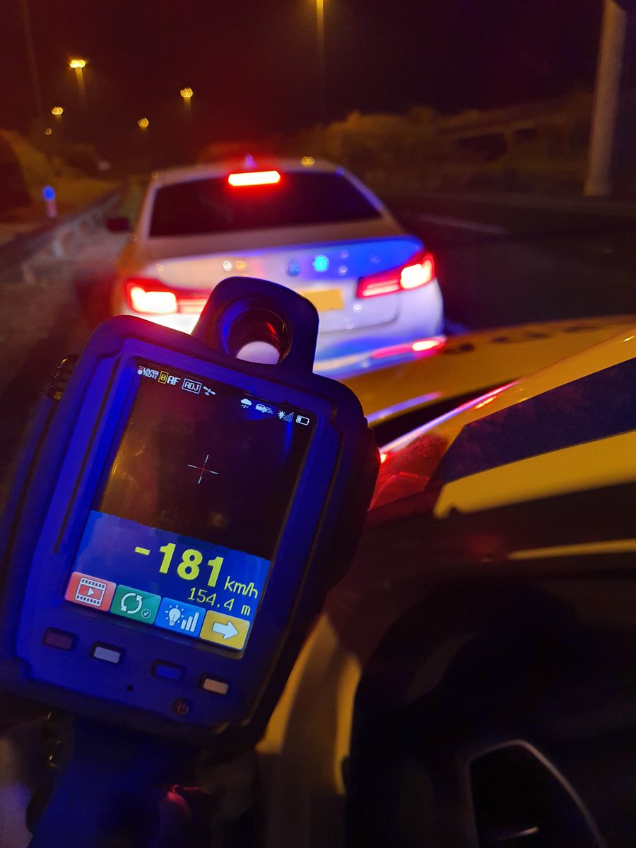 GardaTraffic's tweet image. Drogheda Roads Policing Unit stopped this car after it was found travelling at 181kph. Proceedings to follow. 

#StaySafe #ArriveAlive