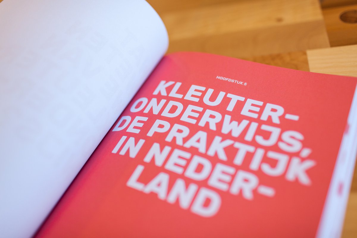 omjsactueel's tweet photo. Vanaf nu leverbaar: De Kleutervriendelijke School.
Geschreven door @BetsyvdGrift. Bestel via: https://t.co/xDtxUNSlX4
#OMJS #onderwijsmaakjesamen #BetsyvdGrift #DKVS #DeKleutervriendelijkeSchool #kleuteronderwijs https://t.co/c2VS9xrFsV