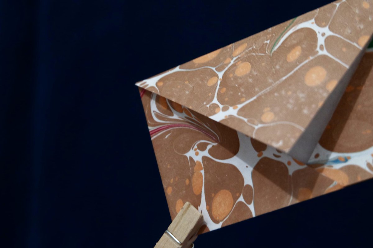emanetcizgiler's tweet photo. battal ebru • küçük zarf
#marbling #handmadeenvelopes https://t.co/D4Opnkcc1x