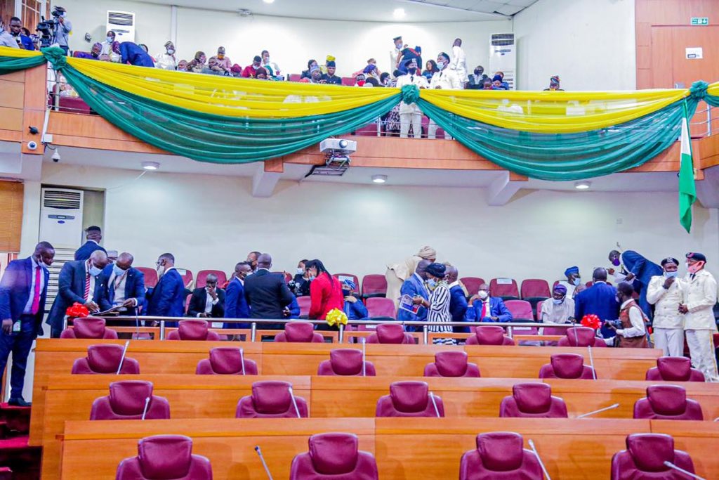 lshaofficial's tweet photo. We are already receiving guests in preparation for Mr. Gov @jidesanwoolu Y2021 Budget Estimate Presentation. 

#Lag2021Budget #ForAGreaterLagos https://t.co/zYlGTkpJOb