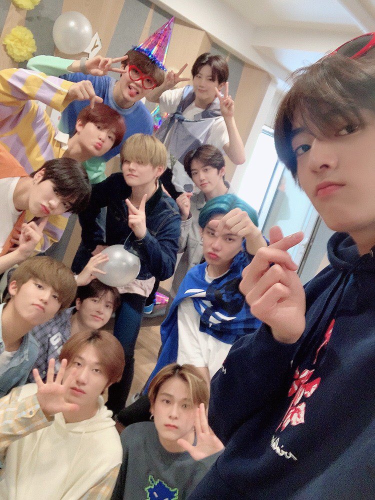 ruapplepie's tweet photo. I am very happy to know you guys !!Let's grow together (╹ ▽ ╹) 💕💕
@treasuremembers
#YouDidWellTREASURE 
#Congratulations_For_topping_on_93_Charts_TREASURE 
#TREASURE_MMM_INKIGAYO 
#TREASUREMMM https://t.co/J7ViQw7e6C