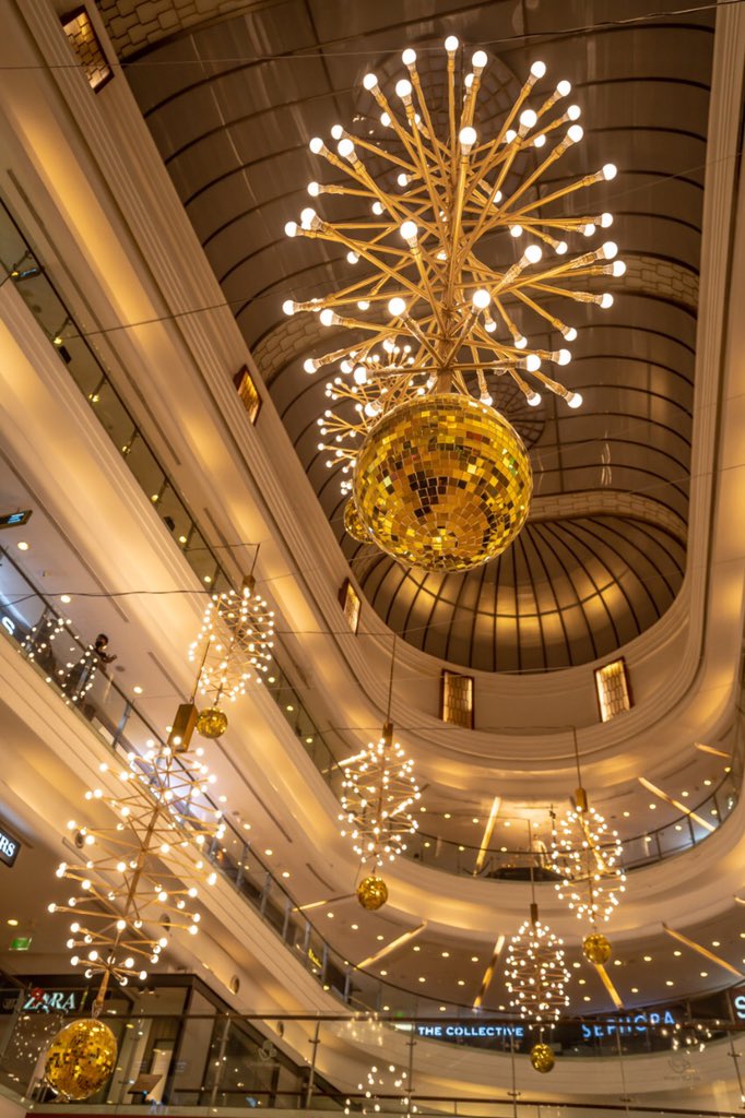 AtulRuia's tweet photo. Bringing in the festive feels! @gophoenixing 
and @palladiummumbai https://t.co/EbfulnxKmS