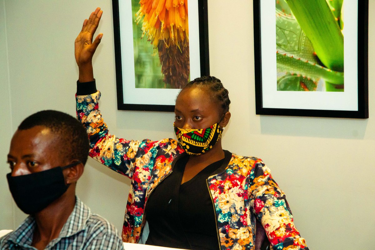 Challenges_ZM's tweet photo. OPPORTUNITY FOR ZAMBIAN YOUTHS: The #YouthToWorkZm programme provides the youth with a platform through training, and knowledge sharing to better their skills in the labour market. Download your application form and apply today via: https://t.co/0XiMHwbbGL #SCFuturemaking https://t.co/L0n8buX4ZJ