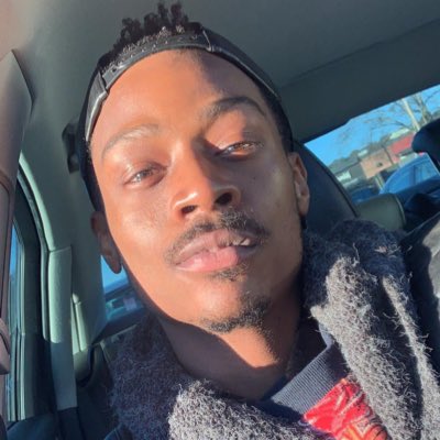 LoveLuckLamar's tweet photo. #NewProfilePic https://t.co/ujjB1kGaWr