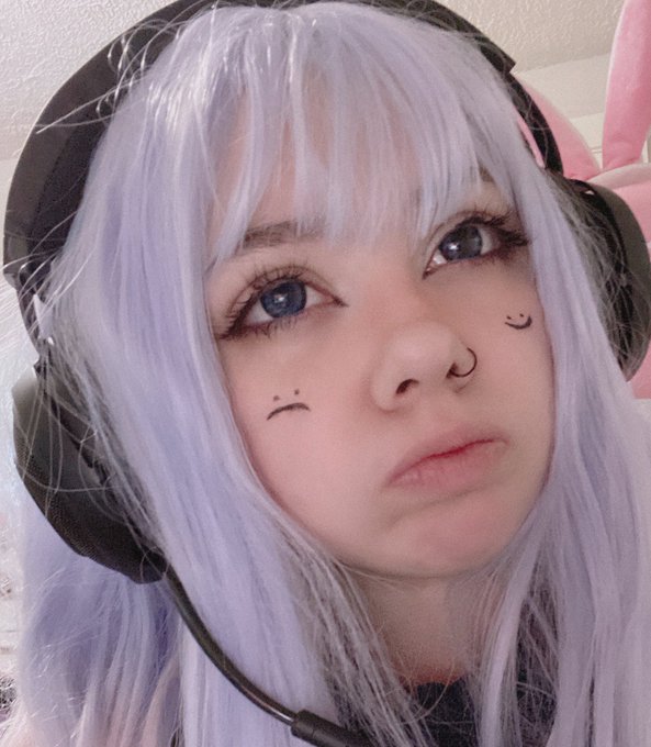 Hey https://t.co/5EHLUYkKca