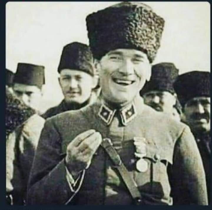 KentKonseyiRize's tweet photo. 10 Kasım ~ 09:04:59 Gazi Mustafa Kemal Atatürk'ü aramızdan ayrılışının 82. yıl dönümünde daima artan sevgi,  saygı, özlem, minnet  ve hayranlıkla anıyoruz. Vatan sana minnettardır. Türk milletinin kalbinde ebedi yaşayacaksın.
Sonsuz Saygılarımızla 
Rize Kent Konseyi https://t.co/pkdo8J8uzc