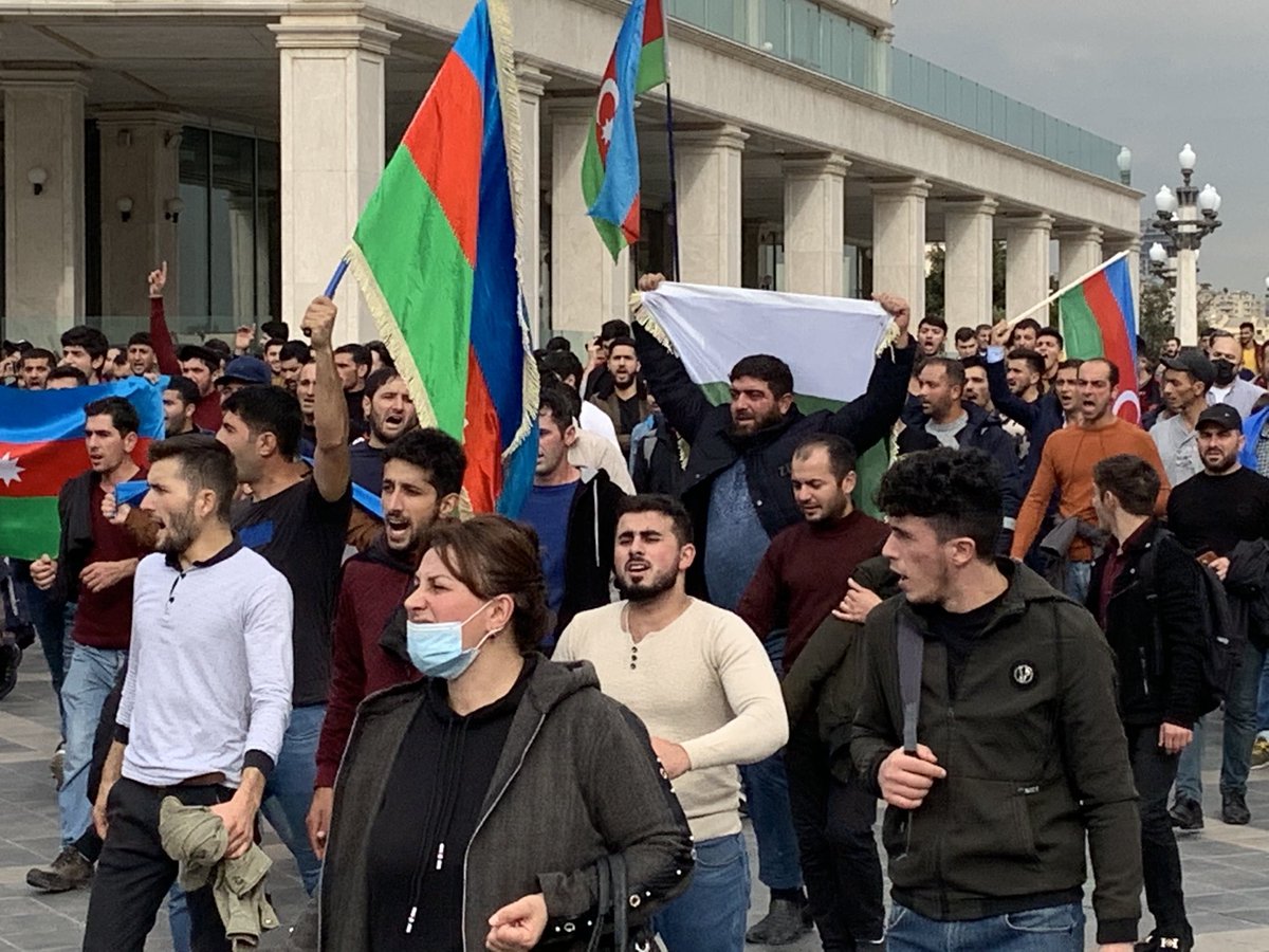 Crowds gathering at Martyrs Alley in #Baku - for Azerbaijan this is a historic victory, a sense that a painful chapter in the nation’s history is being closed.