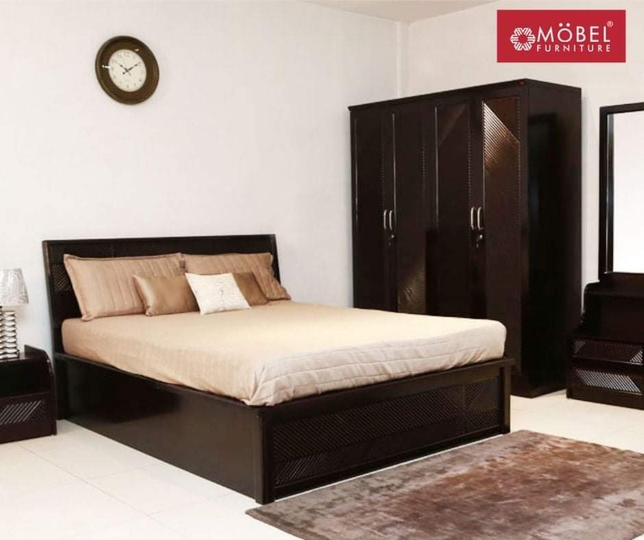 MoBELHomeStore's tweet photo. Dilwalon ke liye hai modern bedroom sets in superb factory finish! 
Get 𝐮𝐩𝐭𝐨 𝟓𝟎% 𝐎𝐟𝐟 on your favorite furniture by MoBEL.
Call@ 8100233233 Visit: https://t.co/uDZeghIpH0
#MoBELFurniture #DiwaliOffer #FurnitureOffer #FurnitureSale #DiwaliDhamaka #DiwaliSale #diwalispecial https://t.co/nY4eiMSse3