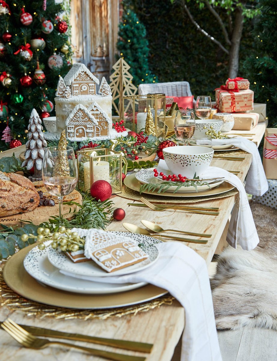 architectsideas's tweet photo. Christmas Table Decor Ideas for #christmas2020
.
Have you decided your table decor idea?
.
For more ideas: https://t.co/WMZqEfFy4F
.
#christmastabledecor #christmas #christmastablesetting #christmastable #christmasdecor #christmasdecorating #Christmas2020 #ChristmasIsComing #AI https://t.co/a1UR1oSFVa