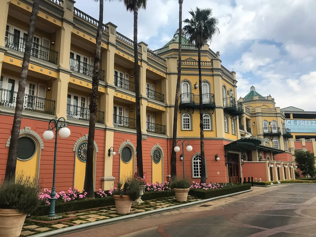 CityofJoburgZA's tweet photo. Hey Joburg, Quiz Time
#WhereInJoburg ?🤔
📸IG: wearehere_za
#ExploreJoburg ^LM https://t.co/kMyBQGY6Yp