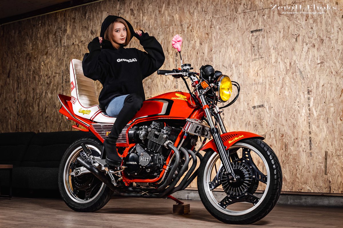 モデルさんとCBX‼️