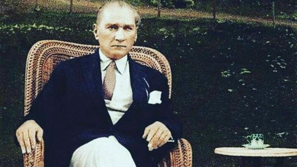 Saygı ve özlemle🖤

#10Kasim #Hatırlayacağız  #Atamİzindeyiz